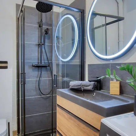 The Wood, Wifi Et Clim Appartement